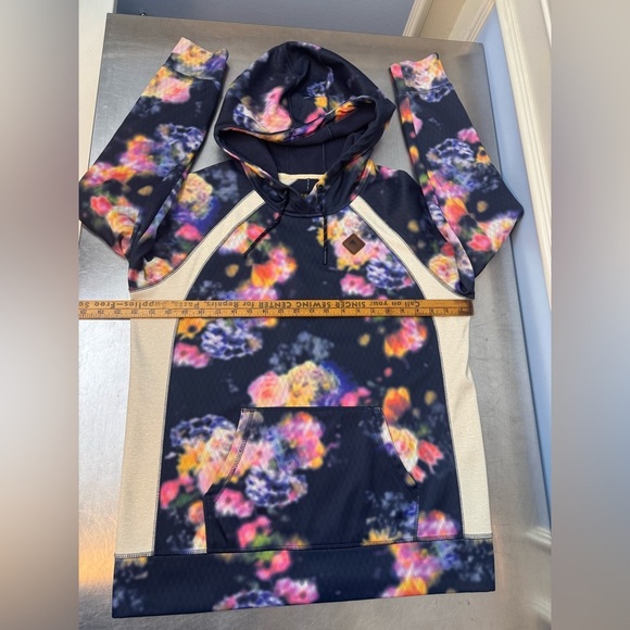 Burton Heron floral prism fleece pullover - Picture 4 of 9